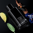 Giorgio Armani Armani Code Le Parfum EDP мъжки парфюмна вода с изящен флакон и елегантен дизайн.