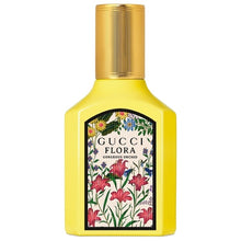 Gucci Flora Gorgeous Orchid EDP парфюмна вода за жени, флакон с цветен дизайн и розов цвят на ароматната течност.