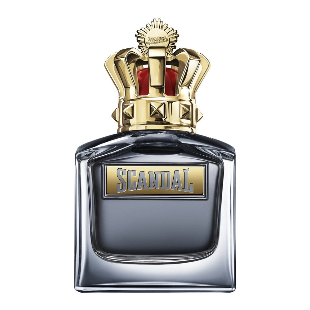 Мъжка тоалетна вода Jean Paul Gaultier Scandal Pour Homme EDT, флакон с аромат за мъже, изправен на бял фон