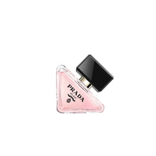 Парафюмна вода Prada Paradoxe Virtual Flower EDP за жени, бутилка с цветен дизайн и елегантен външен вид.