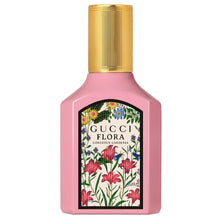 Парфюмна вода за жени Gucci Flora Gorgeous Gardenia EDP, бутилка с цветен дизайн и златни акценти.