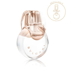 Тоалетна вода за жени Bvlgari Omnia Crystalline EDT с прозрачен флакон и деликатен аромат, видим на изображението.