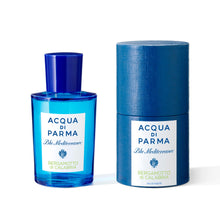 Унисекс парфюм Acqua di Parma Blu Mediterraneo Bergamotto di Calabria EDT с ярък цитрусов аромат, показан в елегантна опаковка