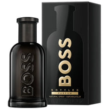 Мъжки парфюм Boss Bottled Parfum на Hugo Boss, елегантна опаковка и флакон със стилен дизайн.