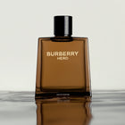 Парфюмна вода Burberry Hero EDP за мъже, елегантен аромат с изразителни нотки, изображение на флакона.