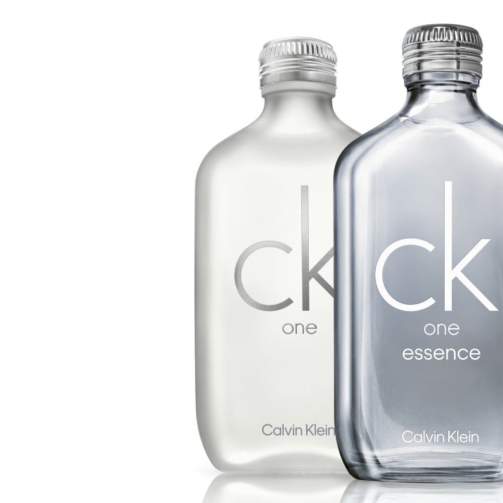 Дамска или мъжка тоалетна вода Calvin Klein CK One EDT, флакон с чист и свеж аромат, предназначен за ежедневна употреба.