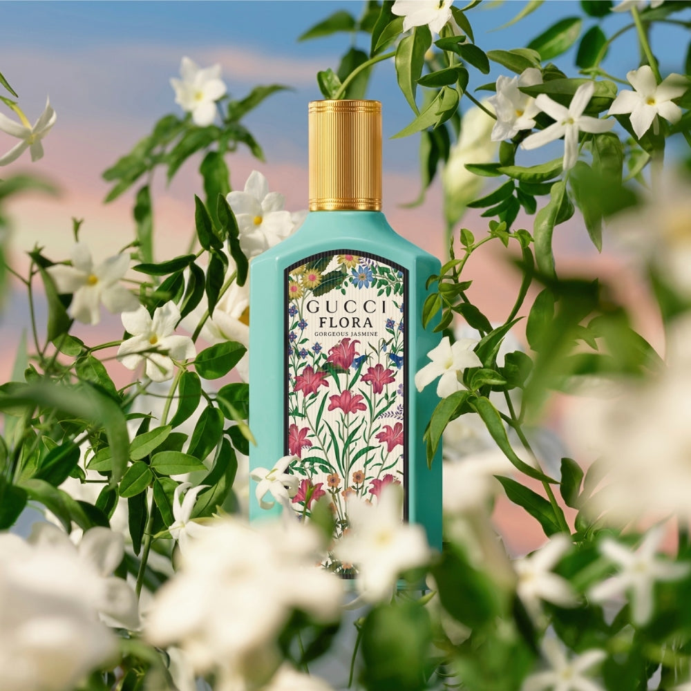 Gucci Flora Gorgeous Jasmine EDP парфюмна вода за жени, бутилка с изящен дизайн и цветен аромат с жасминови нотки