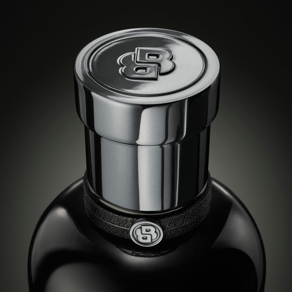 Парфюмна вода за мъже Boss Bottled Beyond EDP от Hugo Boss, флакон с елегантен дизайн и ароматна композиция