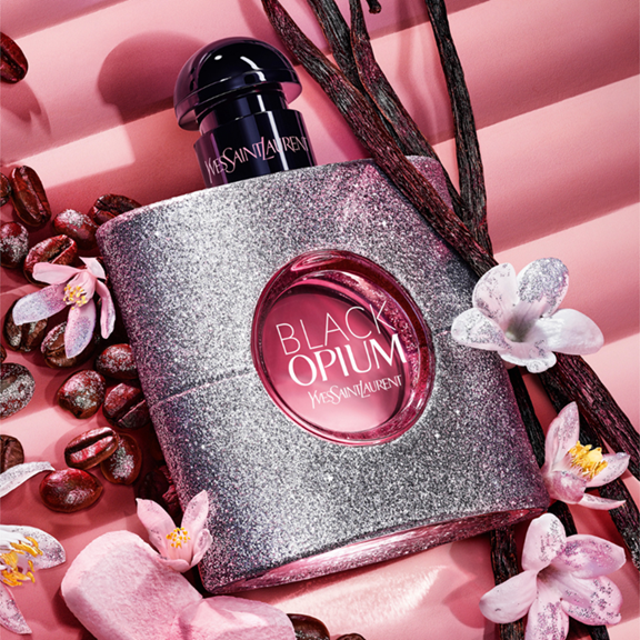 Черна парфюмна вода YSL Black Opium Glitter EDP за жени, бутилка с бляскави детайли и елегантен дизайн.