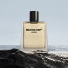 Тоалетна вода за жени Burberry Hero EDT, флакон с елегантен дизайн и бляскава капачка, за модерна и стилна жена