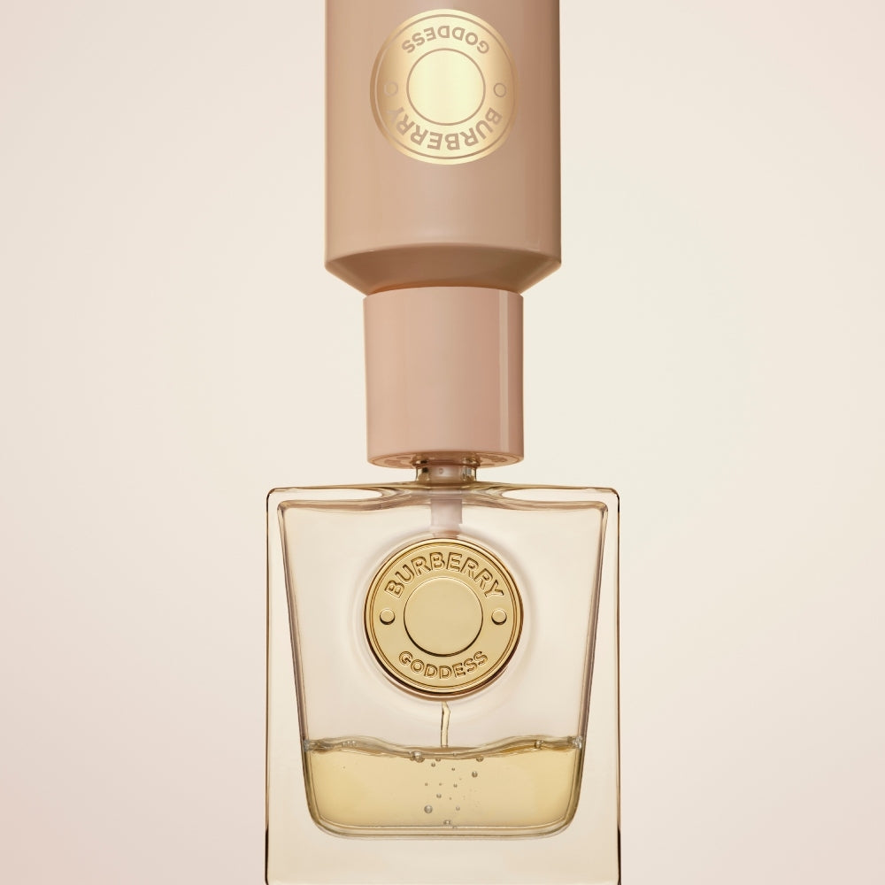 Парафюмна вода за жени Burberry Goddess EDP, флакон с изящен дизайн и логото на марката, изображение на парфюма.