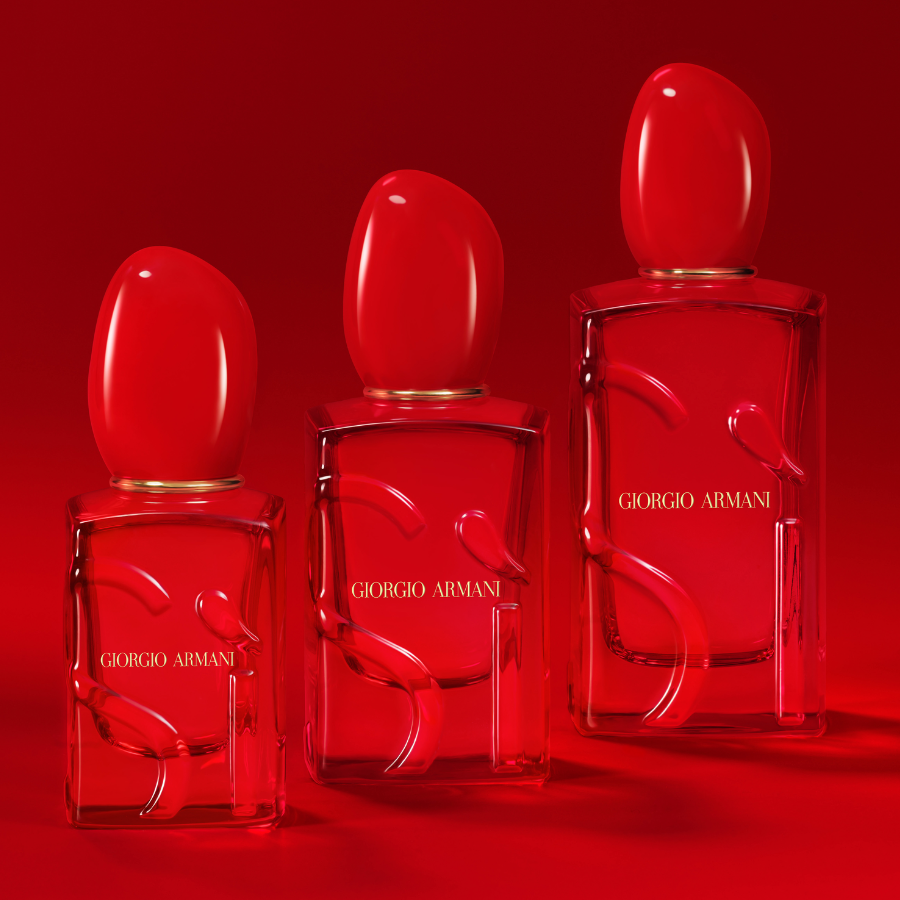 Giorgio Armani Sì Passione EDP парфюмна вода за жени, флакон с изискан дизайн и ароматна композиция.