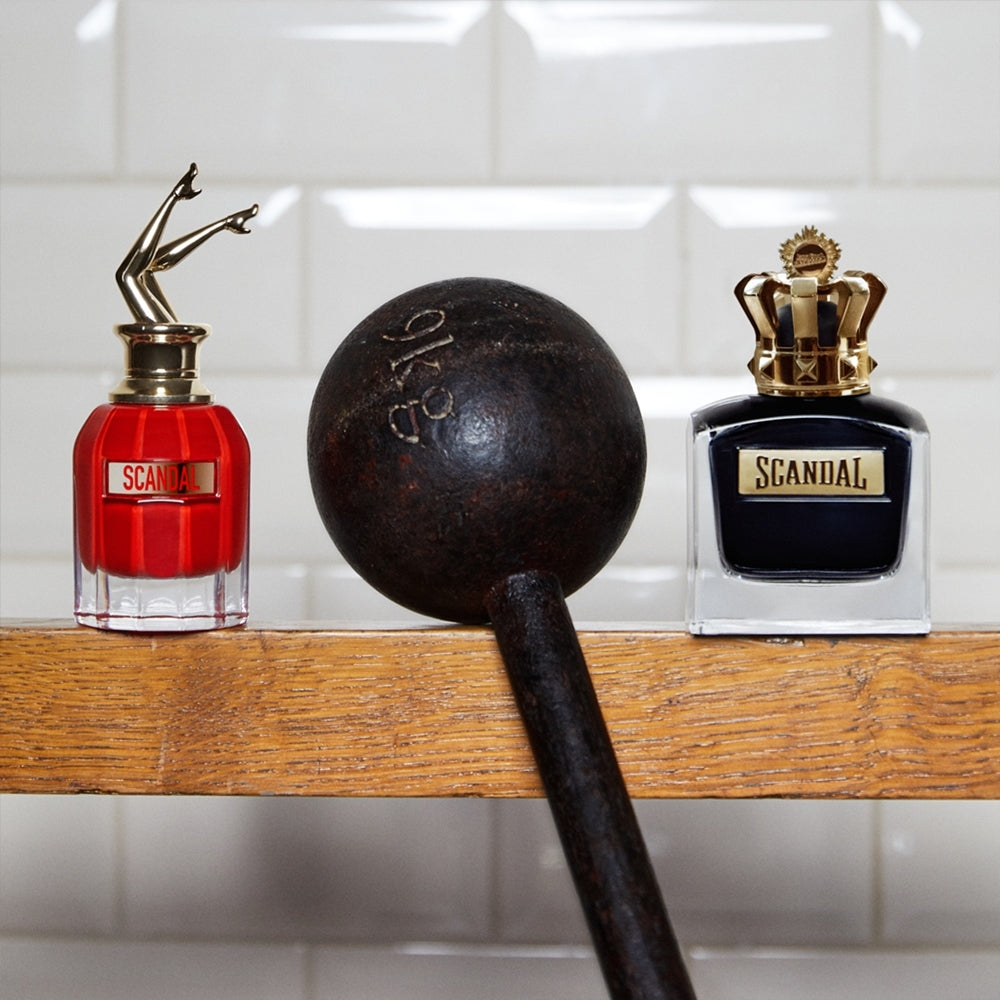Парфюмна вода Jean Paul Gaultier Scandal Le Parfum EDP за жени, елегантна бутилка и ароматна есенция на елегантен флакон