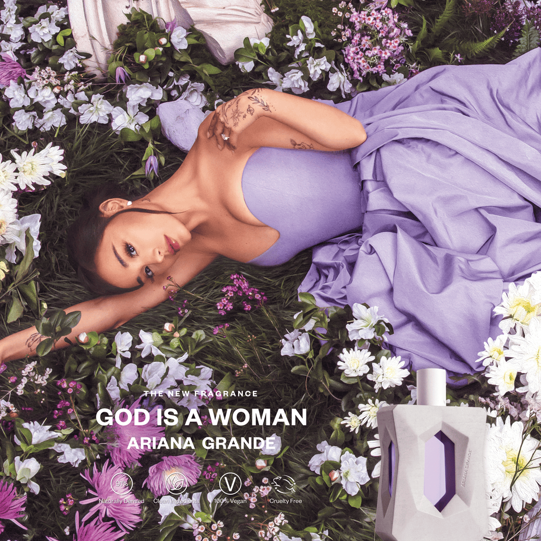 Парфюмна вода Ariana Grande God Is a Woman EDP за жени, бутилка с деликатен дизайн и ароматни нотки.