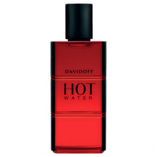 Тоалетна вода за мъже Davidoff Hot Water EDT, флакон с елегантен дизайн и свеж аромат, представен на изображението.
