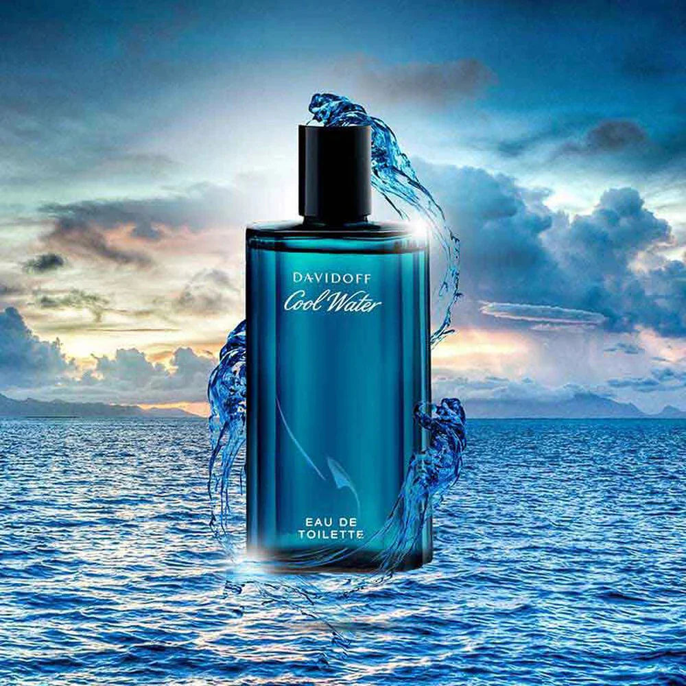 Тоалетна вода за мъже Davidoff Cool Water EDT, 125 мл, свеж аромат, бутилка с прозрачна опаковка и синя капачка.