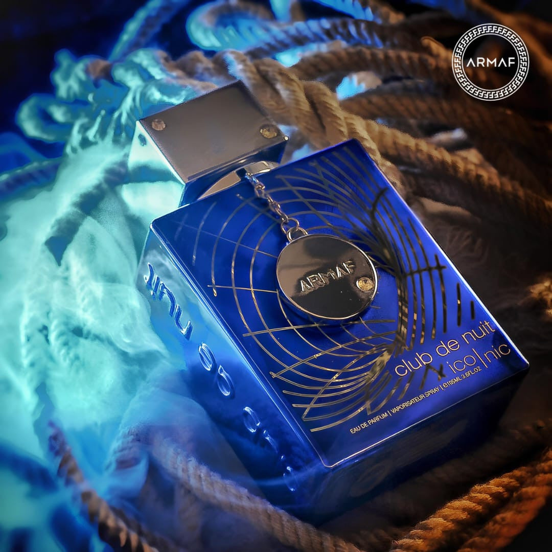 Мъжки парфюм Armaf Club De Nuit Blue Iconic EDP в стъклена бутилка, 105 мл, с елегантен дизайн.