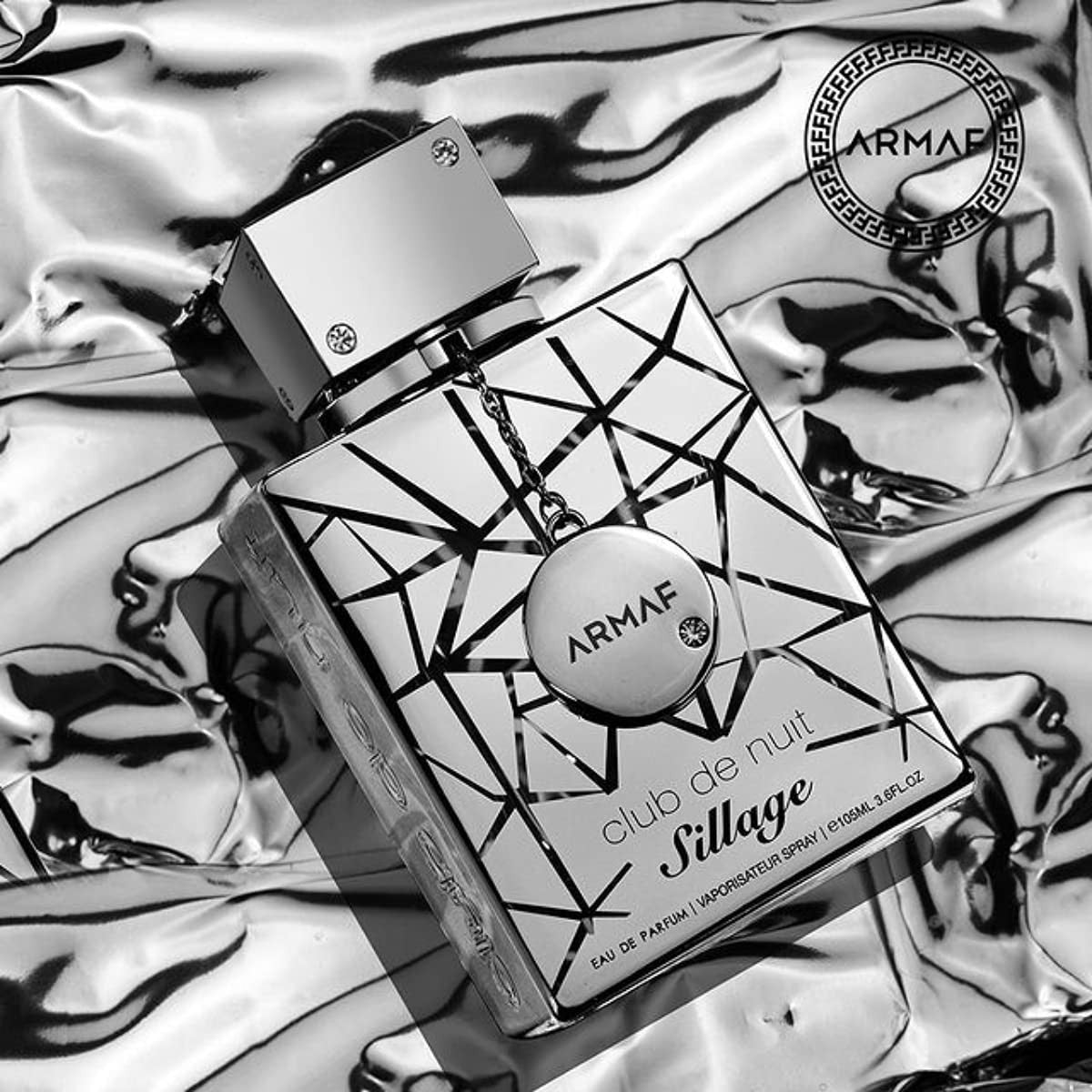 Unisex парфюмна вода Armaf Club de Nuit Sillage EDP, 105 мл, елегантен флакон с ароматни нотки и стилен дизайн
