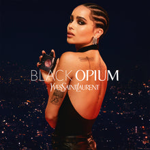 Черен Opium EDP парфюмна вода за жени от Saint Laurent, бутилка с черен дизайн и златни акценти.