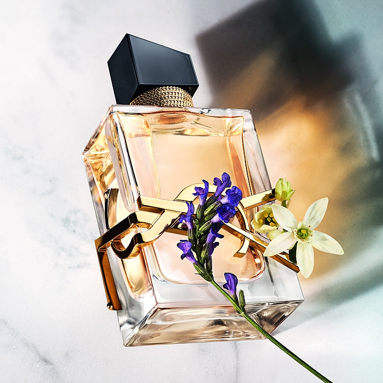 Парфюмна вода за жени Yves Saint Laurent Libre EDP тестер, елегантна бутилка с аромат, подходящ за женски стил.