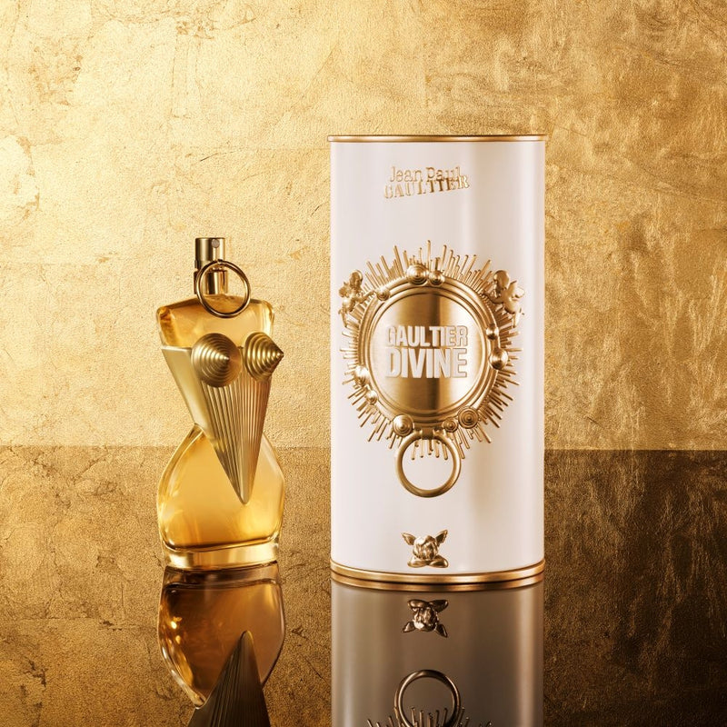 Парфюмна вода Jean Paul Gaultier Divine EDP за жени, флакон с елегантен дизайн и ароматни нотки.
