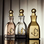 Елегантна парфюмна вода Jimmy Choo I Want Choo Le Parfum EDP за жени, бутилка и ароматно излъчване.