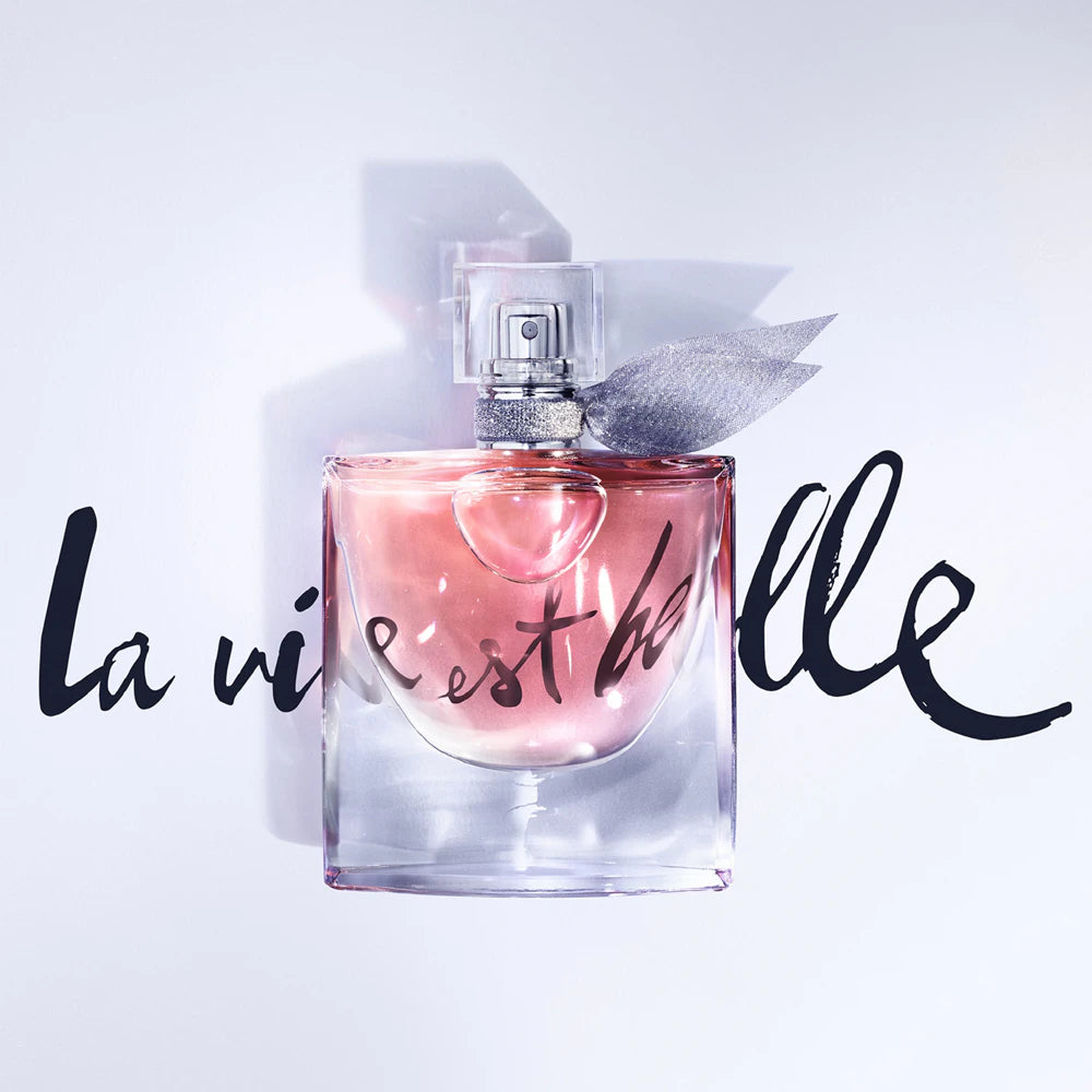 Парфюмна вода Lancome La Vie Est Belle Rose Extraordinaire EDP за жени, флакон с розов цвят и изискана елегантност