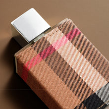 Тоалетна вода за мъже Burberry London for Men EDT, флакон с елегантен дизайн и ароматна композиция