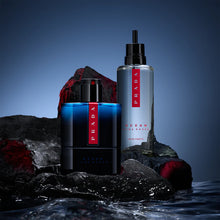 Мъжка тоалетна вода Prada Luna Rossa Ocean EDT, флакон с морски мотиви и логото на Prada, излъчва свежест и стил.