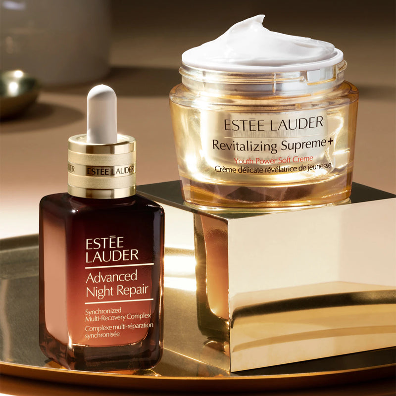Крем за лице Estee Lauder Revitalizing Supreme+ с мека текстура и хидратиращи свойства за млада кожа