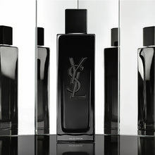 Мъжки парфюм Myslf EDP от Saint Laurent, елегантна парфюмна вода с ароматни нотки, видима бутилка и дизайн.