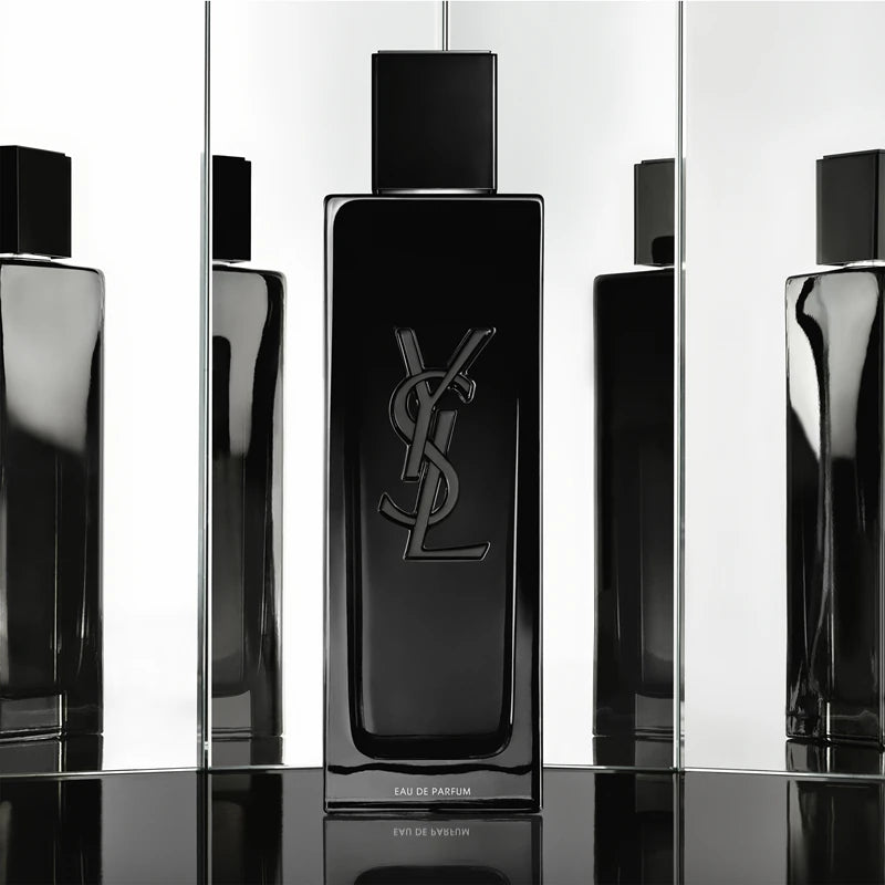Мъжки парфюм Myslf EDP от Saint Laurent, елегантна парфюмна вода с ароматни нотки, видима бутилка и дизайн.