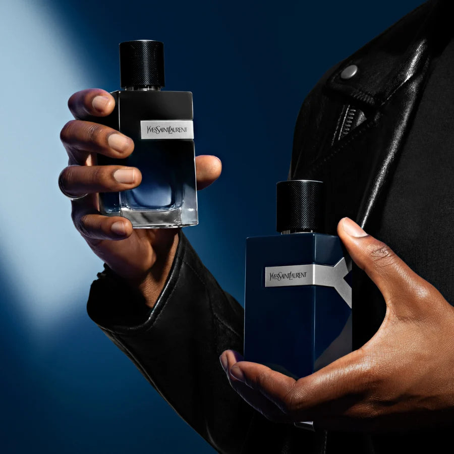 Yves Saint Laurent Y Le Parfum EDP за мъже, парфюмна вода с елегантен дизайн и мъжествен аромат, изображение на бутилка.
