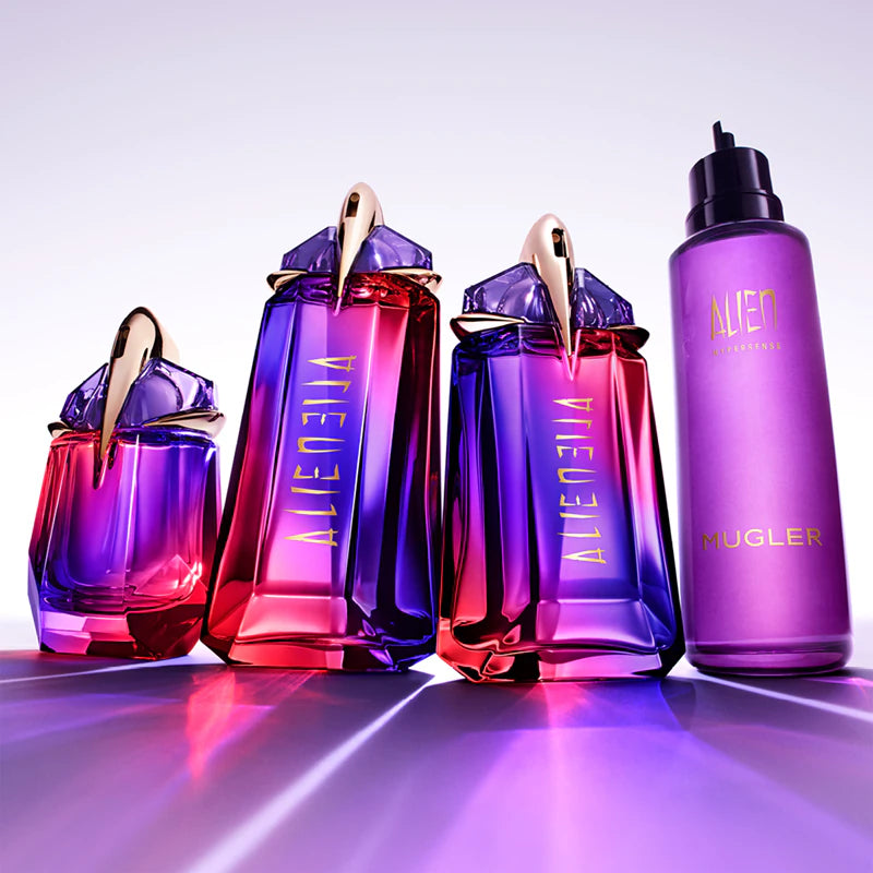 Парфюмна вода Alien Hypersense EDP за жени на Thierry Mugler, стилна бутилка с модерна дизайн и луксозен аромат.