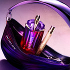 Тестер на парфюмна вода Alien Hypersense EDP за жени от Thierry Mugler, показана в бутилка с елегантен дизайн.