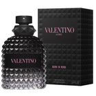 Тоалетна вода за мъже Valentino Born In Roma Uomo EDT, бутилка с елегантен дизайн и аромат, видима в изображението